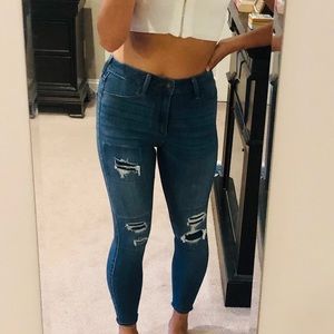 Hollister Hi-Rise Crop Jean Legging